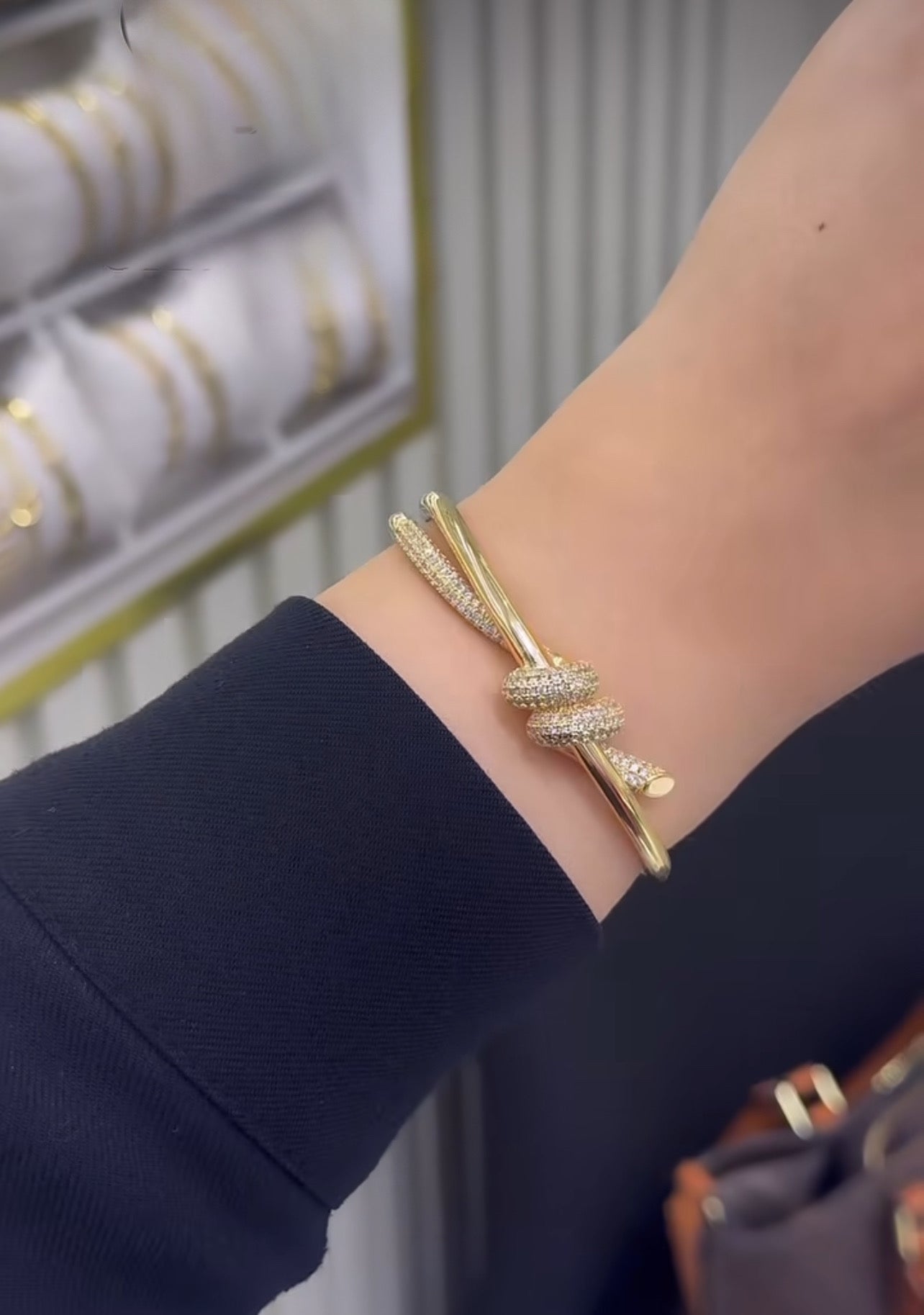 BRACELET NOEUD DORÉ